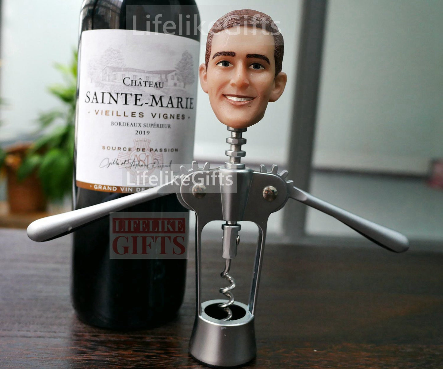 Custom Face Corkscrew: Personalized Wine Lover Gift, surprising gift for Christmas