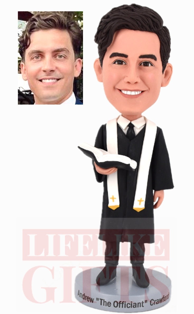 Wedding gifts for officiant, Custom Bobbleheads gifts for pastor, personalized gifts for wedding host, handmade officiant gift