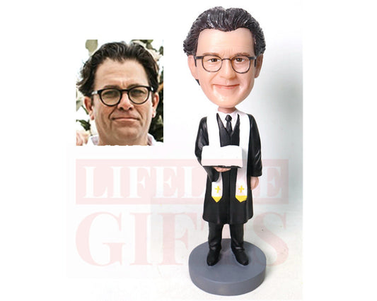 Wedding gifts for officiant, Custom Bobbleheads gifts for pastor, personalized gifts for wedding host, handmade officiant gift