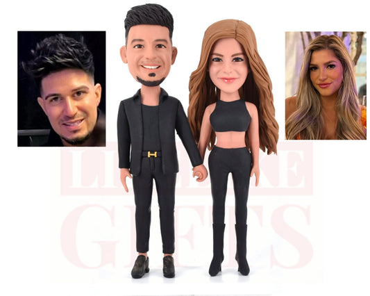 Custom bobbleheas for young couple, handmade gifts for new wedding couples, personalized anniversary gifts for boyfriend and girlfriend