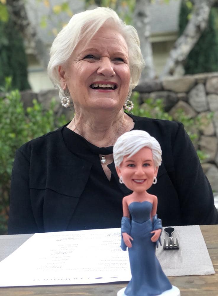 Office lady Custom Bobbleheads holding a coffee mug and laptop, retirement gifts for female boss, christmas/birthday gift for wife