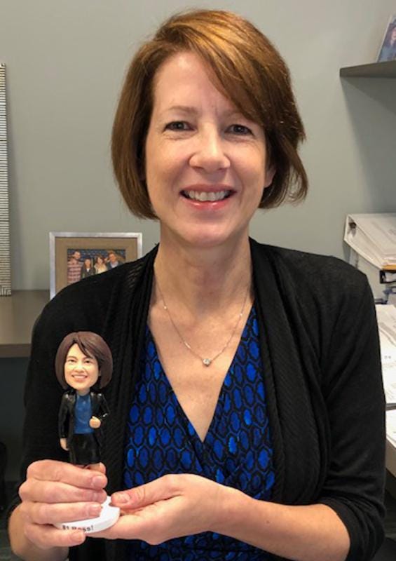 Office lady Custom Bobbleheads holding a coffee mug and laptop, retirement gifts for female boss, christmas/birthday gift for wife