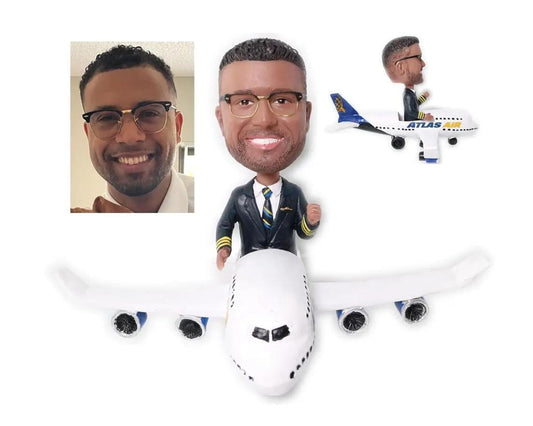 Custom Pilot Bobblehead | Personalized Airplane Captain Figure | Boeing 747 Aviator Gift | Retirement or Birthday Gift for Pilots