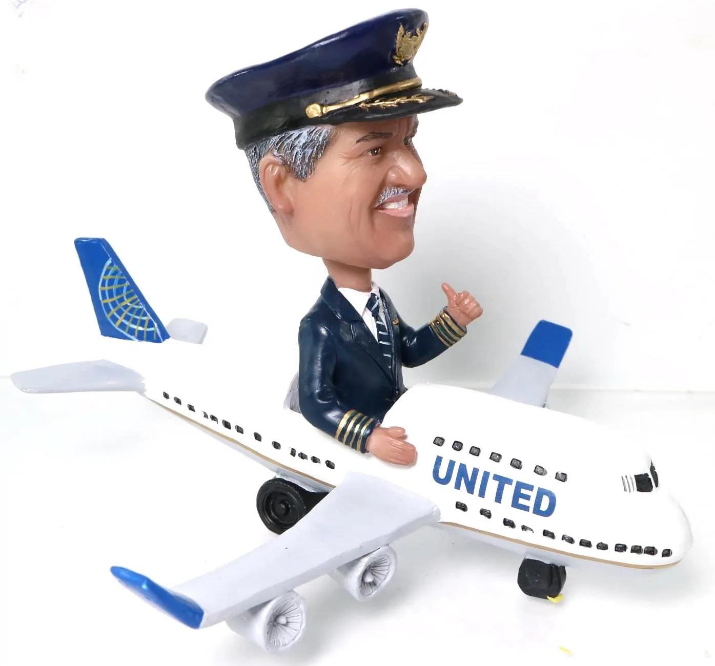 Custom Pilot Bobblehead | Personalized Airplane Captain Figure | Boeing 747 Aviator Gift | Retirement or Birthday Gift for Pilots