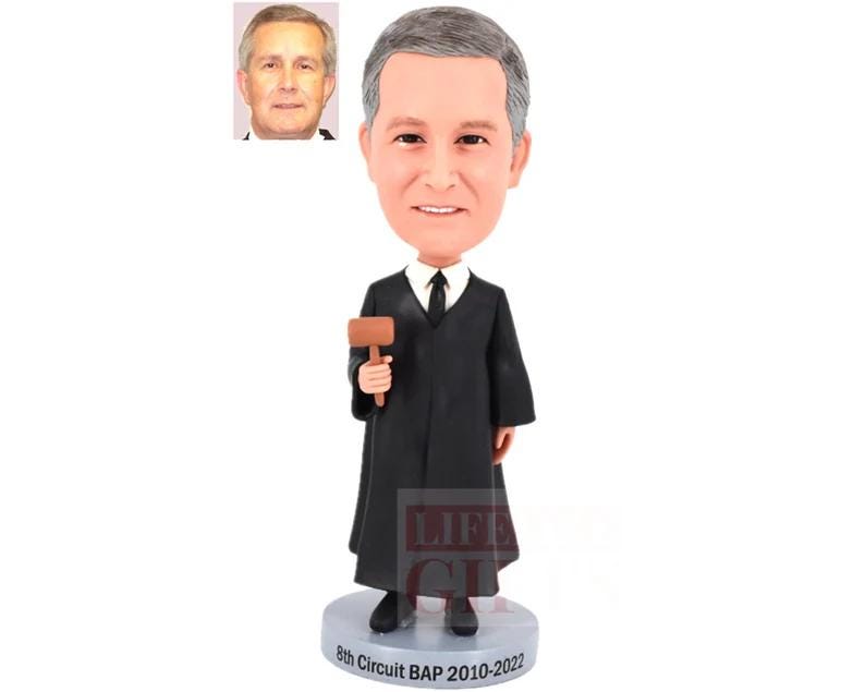 Custom Bobbleheads Judge for male/female, Personalized gifts for judges, fun retirement or birthday gift ideas