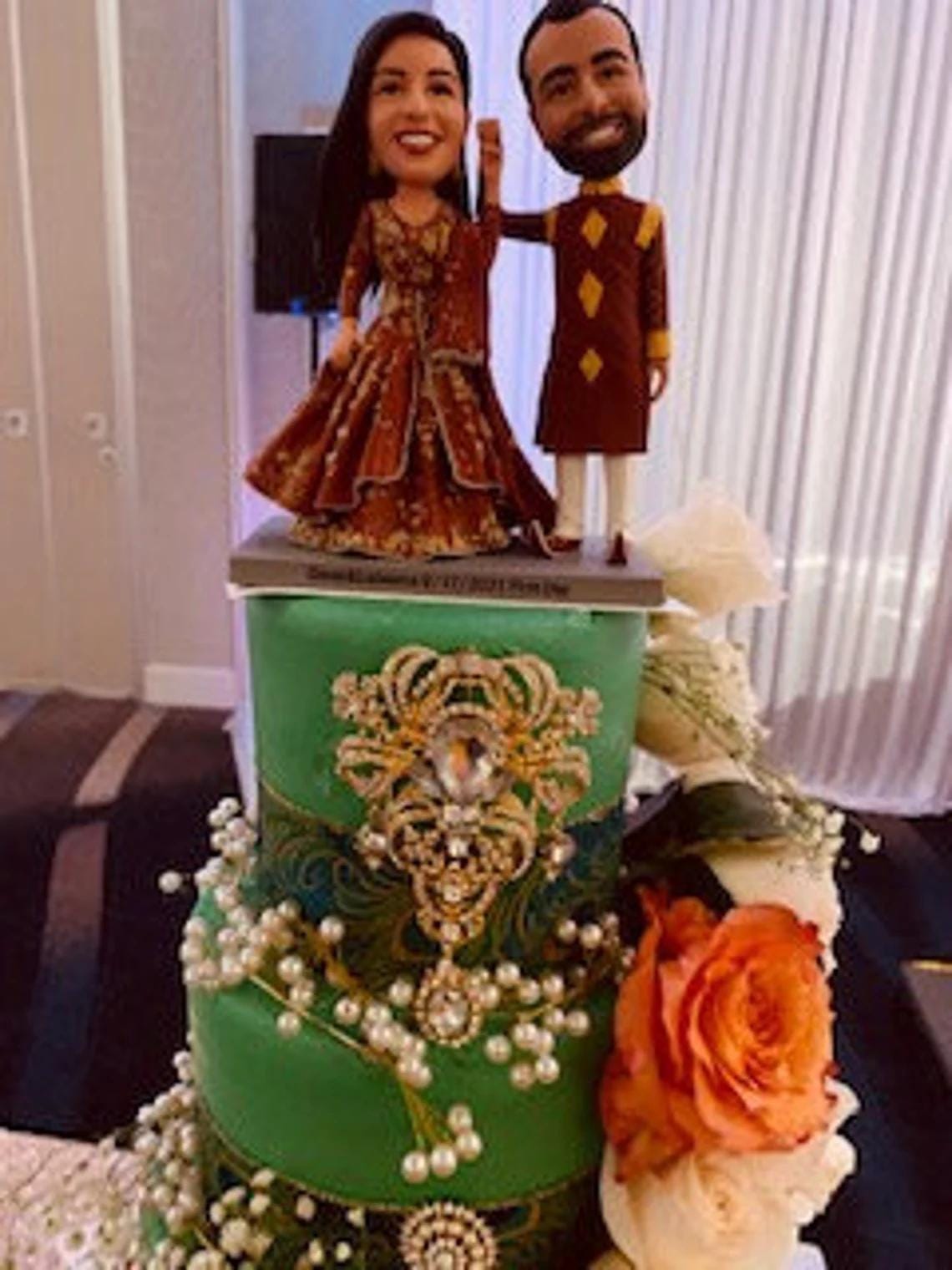 Custom Indian Wedding Couple Bobblehead Cake Topper - Anniversary Gift