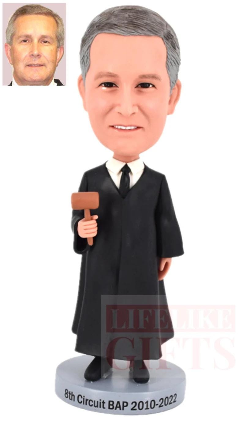 Custom Bobbleheads Judge for male/female, Personalized gifts for judges, fun retirement or birthday gift ideas