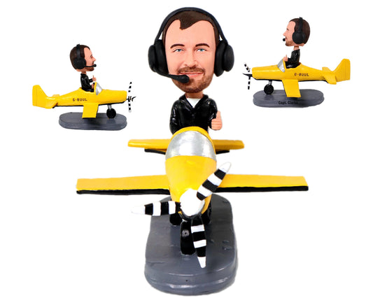 Custom pilot bobblehead dolls, personalized captain figurine with aircraft, fun gift ideas for boss, birthday present for him