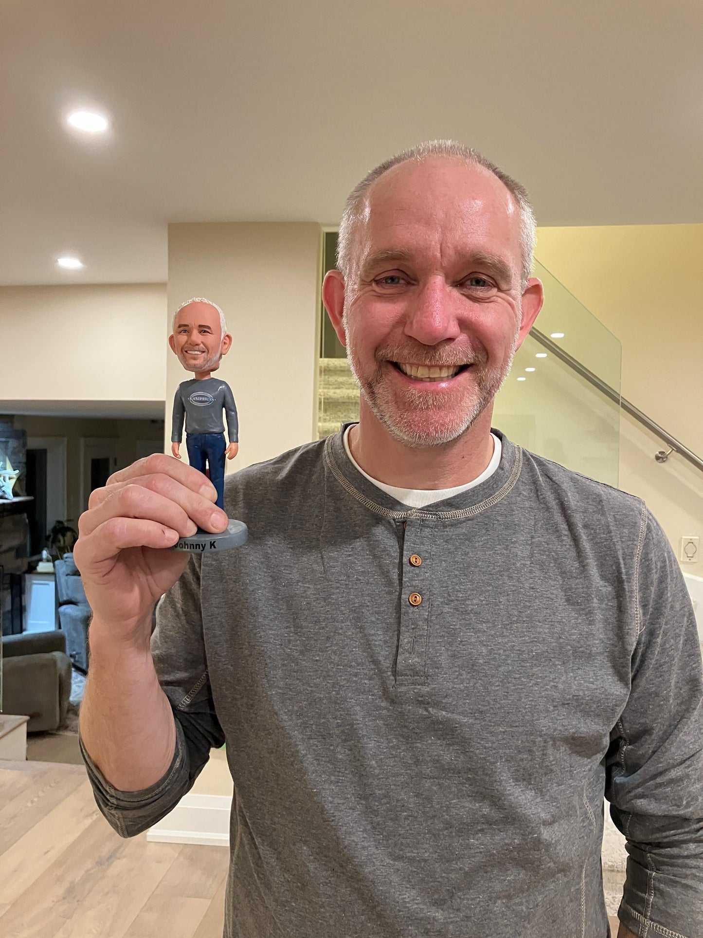 Custom bobblehead for company party, Fun desk decoration, gifr for co-workers/team/clients, boss retirement gift