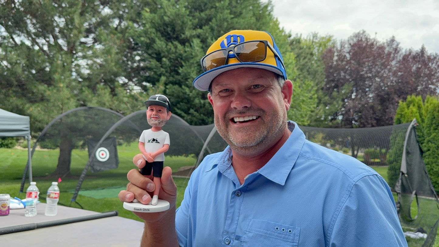 Custom bobblehead for company party, Fun desk decoration, gifr for co-workers/team/clients, boss retirement gift