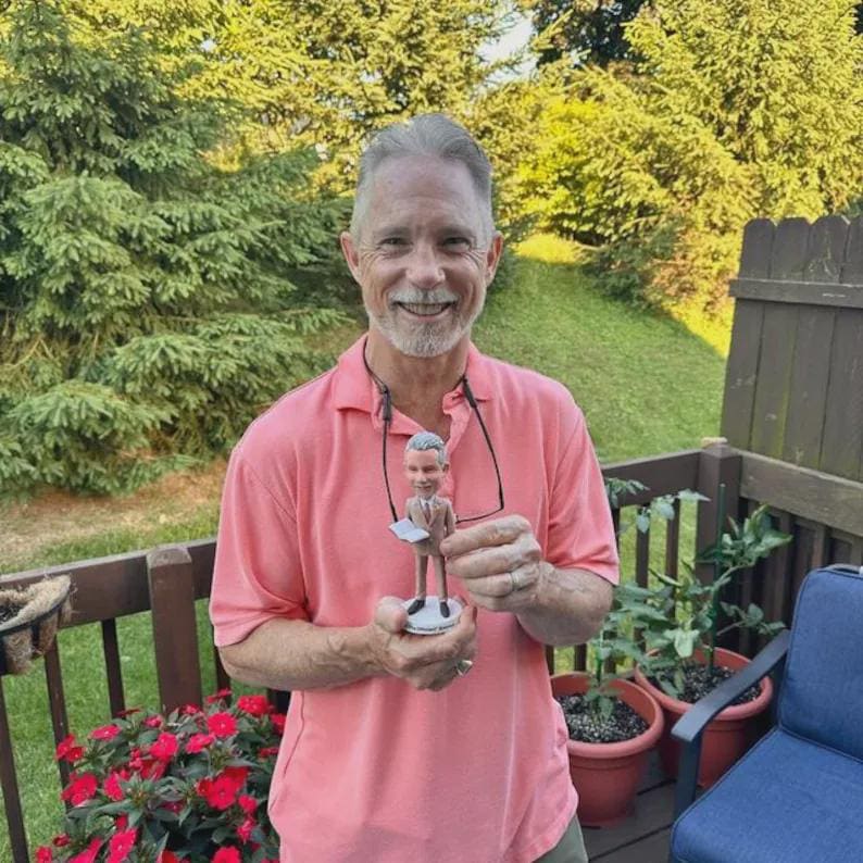 Custom bobblehead from picture, Personalized Gift for Boss, handmade bobblehead doll from picture, graduation gift, birthday present for him