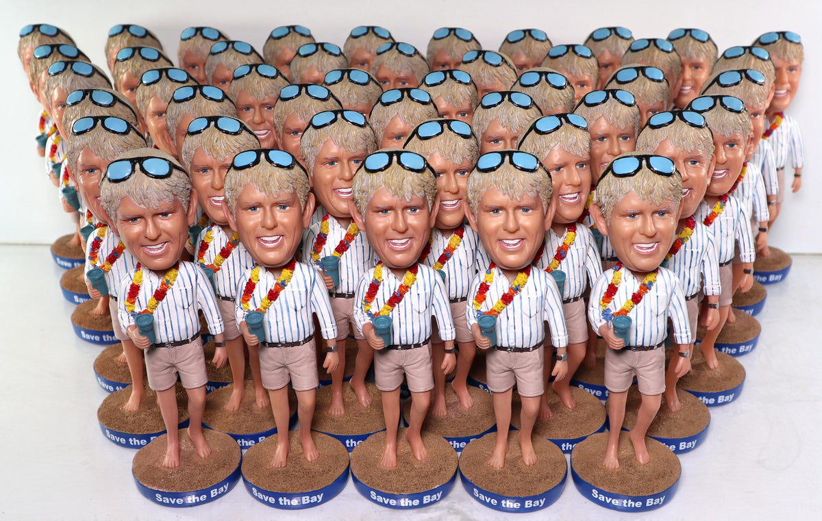 Bulk copy bobbleheads, wholesale Personalized figurines, Bulk Order custom Mascot Statues, Create your own mold and figurines, free samples!