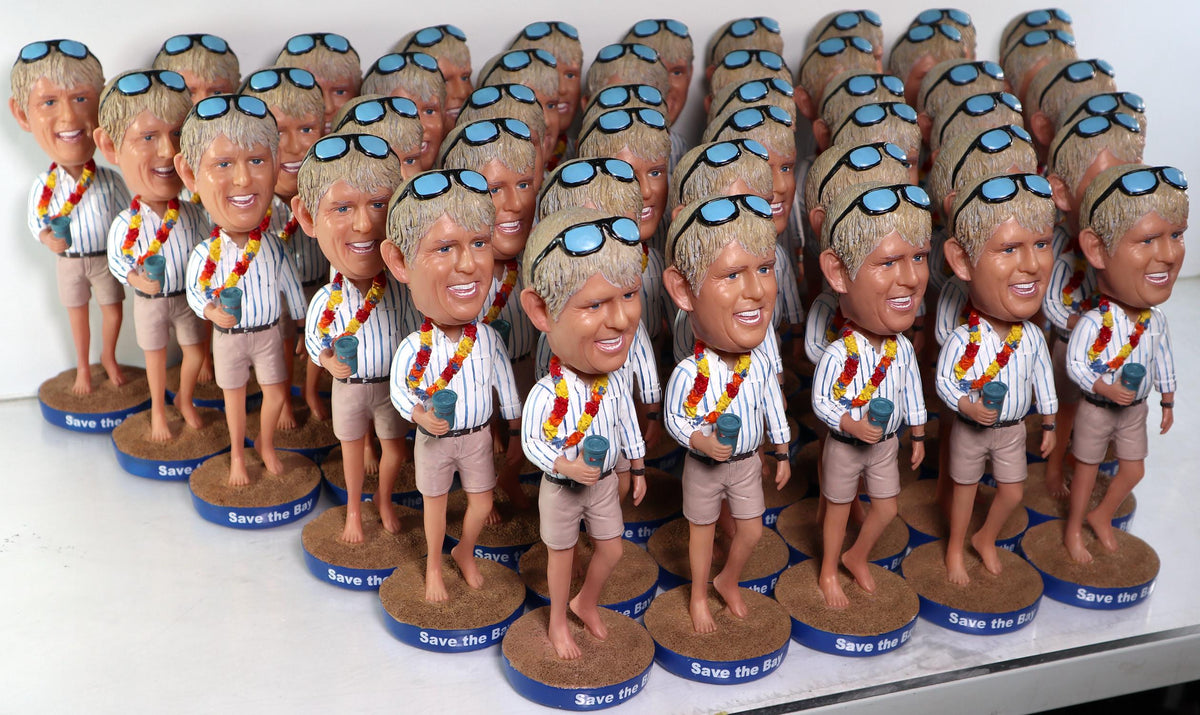 Bulk copy bobbleheads, wholesale Personalized figurines, Bulk Order custom Mascot Statues, Create your own mold and figurines, free samples!