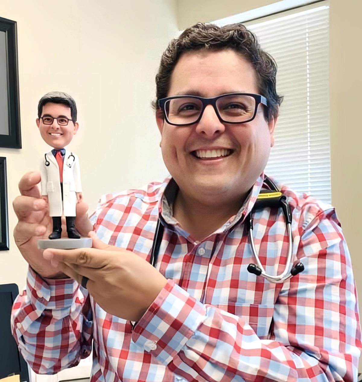 Custom Physician Bobblehead, Custom Surgeon/Doctor/Practitioner Figurine, Docotr Office Decor