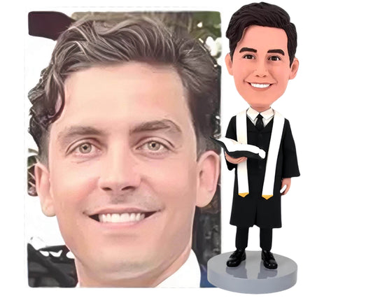 Custom Wedding Officiant Bobblehead, Personalized officiant figurine, proposal gift for legalizer of love, thank you-gift for pastor
