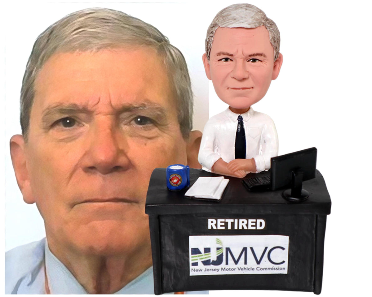 BOSS Custom Bobblehead, handmade CEO figurine, Personalized birthday/Retirement Gift for Boss, Office/home decor