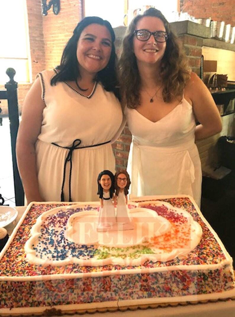 Personalized wedding cake toppers, Anniversary couples figurines driving yacht, custom Honeymoon Keepsakes