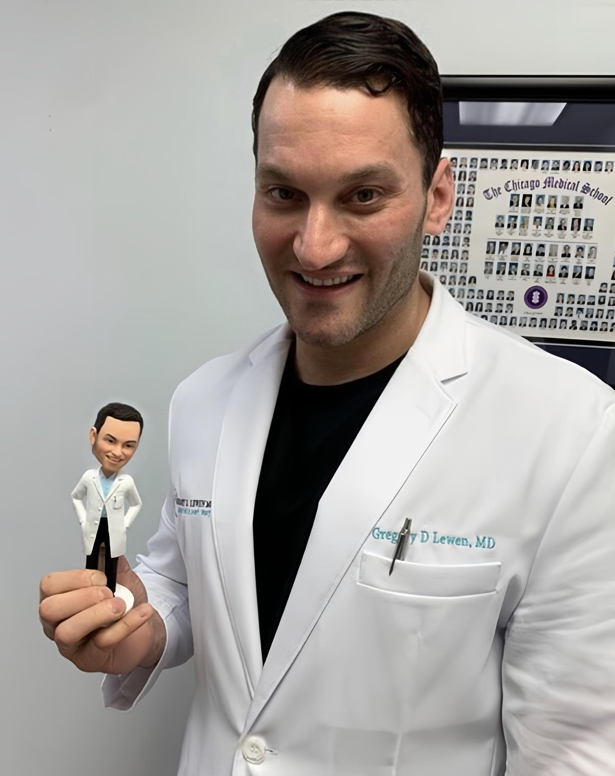 Custom Physician Bobblehead, Custom Surgeon/Doctor/Practitioner Figurine, Docotr Office Decor