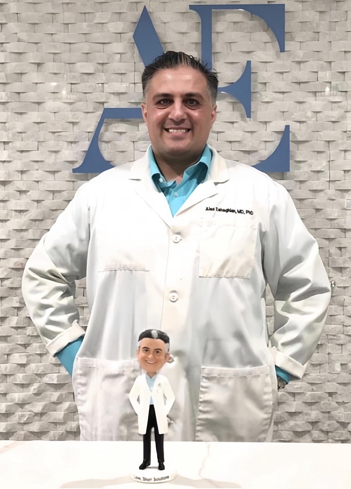 Custom Physician Bobblehead, Custom Surgeon/Doctor/Practitioner Figurine, Docotr Office Decor