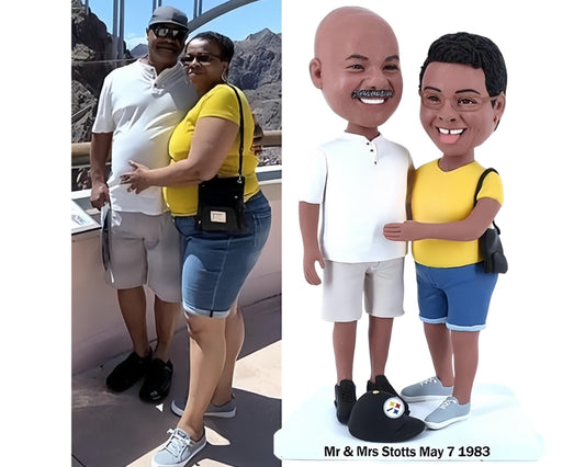 Custom couple bobbleheads, Wedding Anniversary gifts for Mom and Dad, funny wedding keepsake for couples