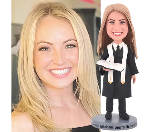 Female Wedding Officiant Custom Bobblehead, Personalized marriage officiant figurine, proposal gift for officiant, thank you-gift for pastor