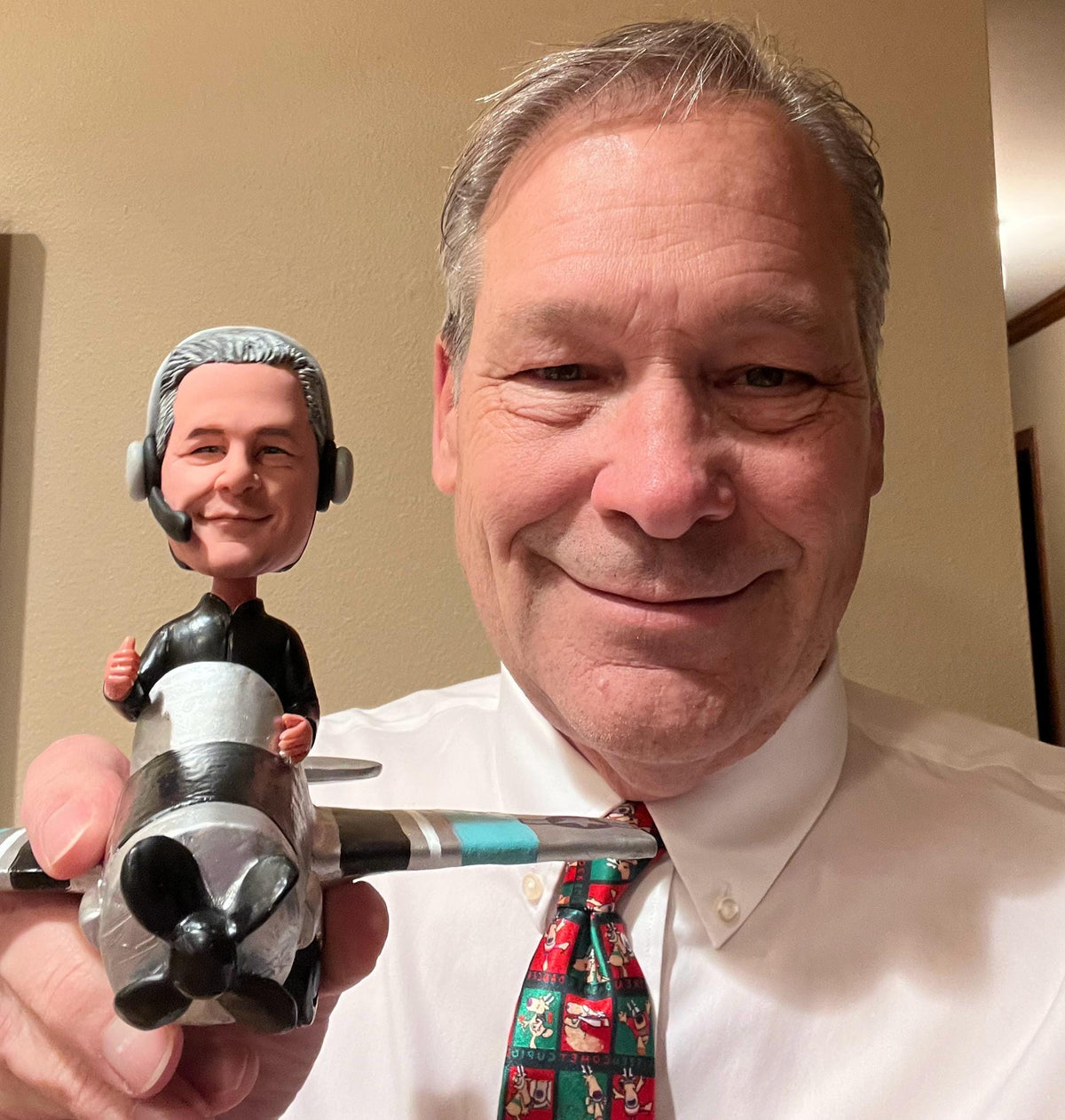 Custom Floatplane Pilot Bobblehead, Personalized Seaplane Aviator Gift, Flight Instructor Retirement Present, Office/Home Decor